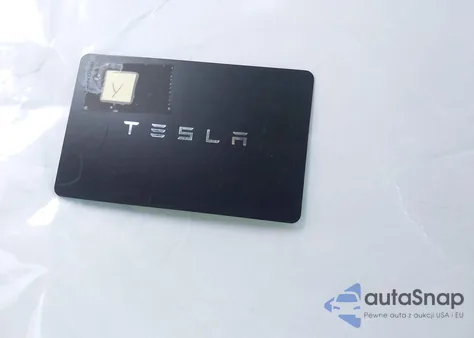 2024 Tesla Model Y Long Range Dual Motor All-Wheel Drive из США, поврежденный, VIN 7SAYGDEE2RF005762